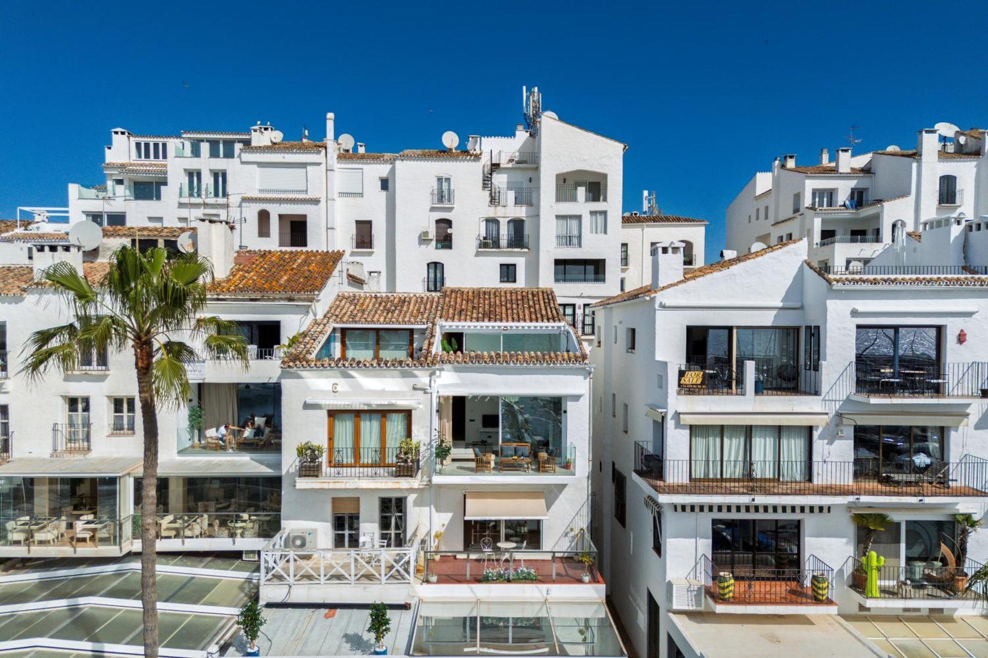 Apartamento 243-fully Renovated-puerto Banus Front Line Penthouse *