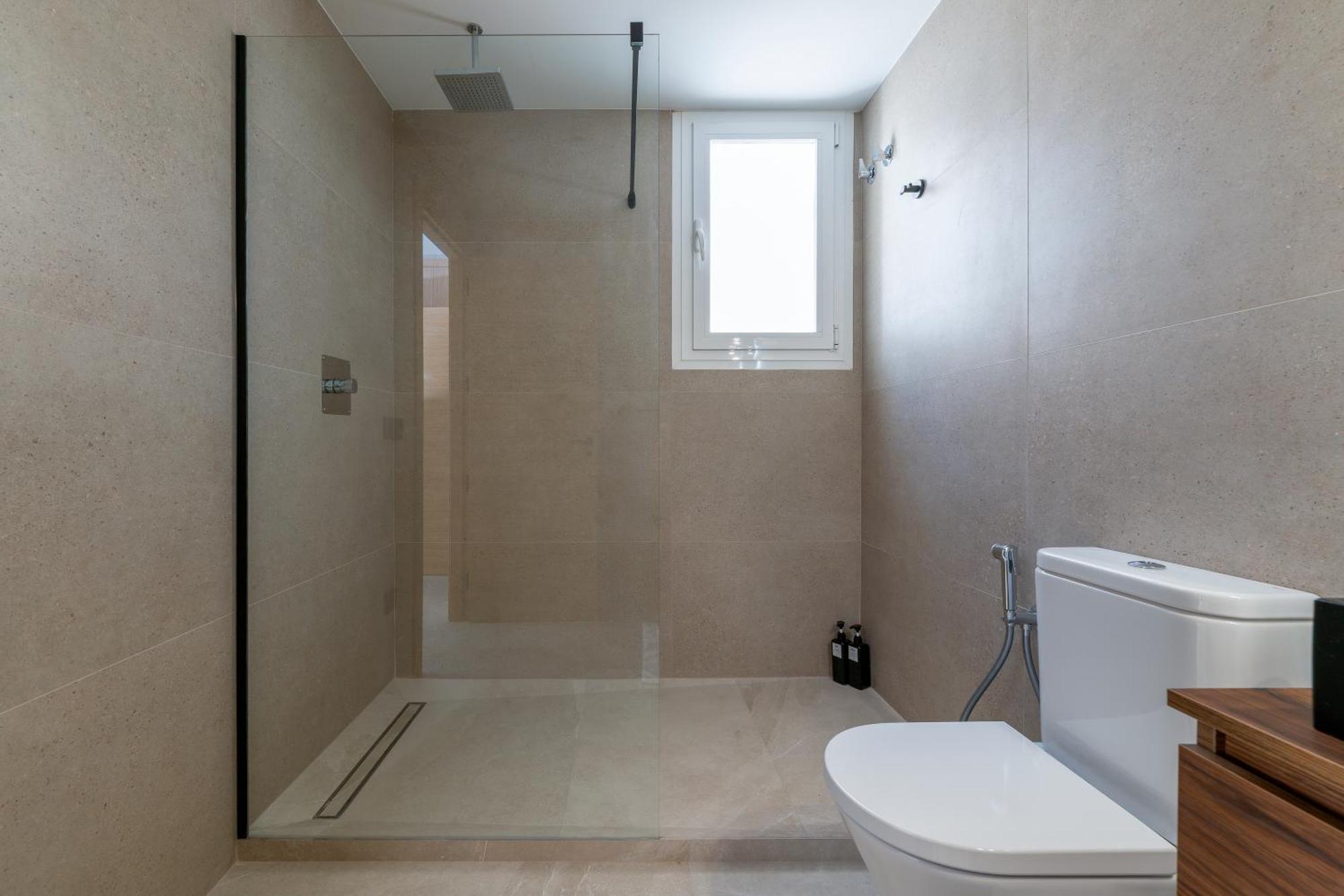 243-fully Renovated-puerto Banus Front Line Penthouse Lejlighed
