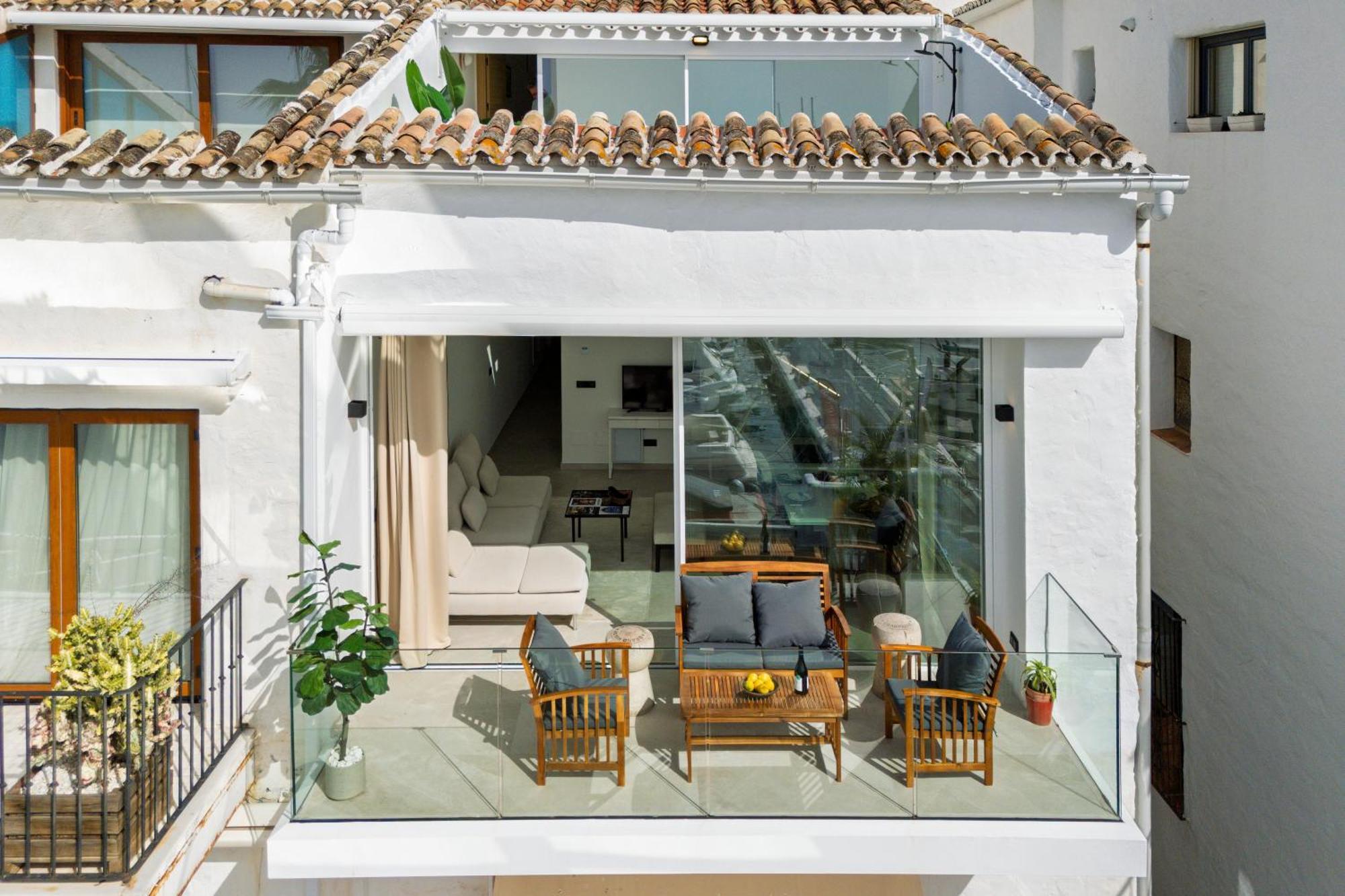 243-fully Renovated-puerto Banus Front Line Penthouse *