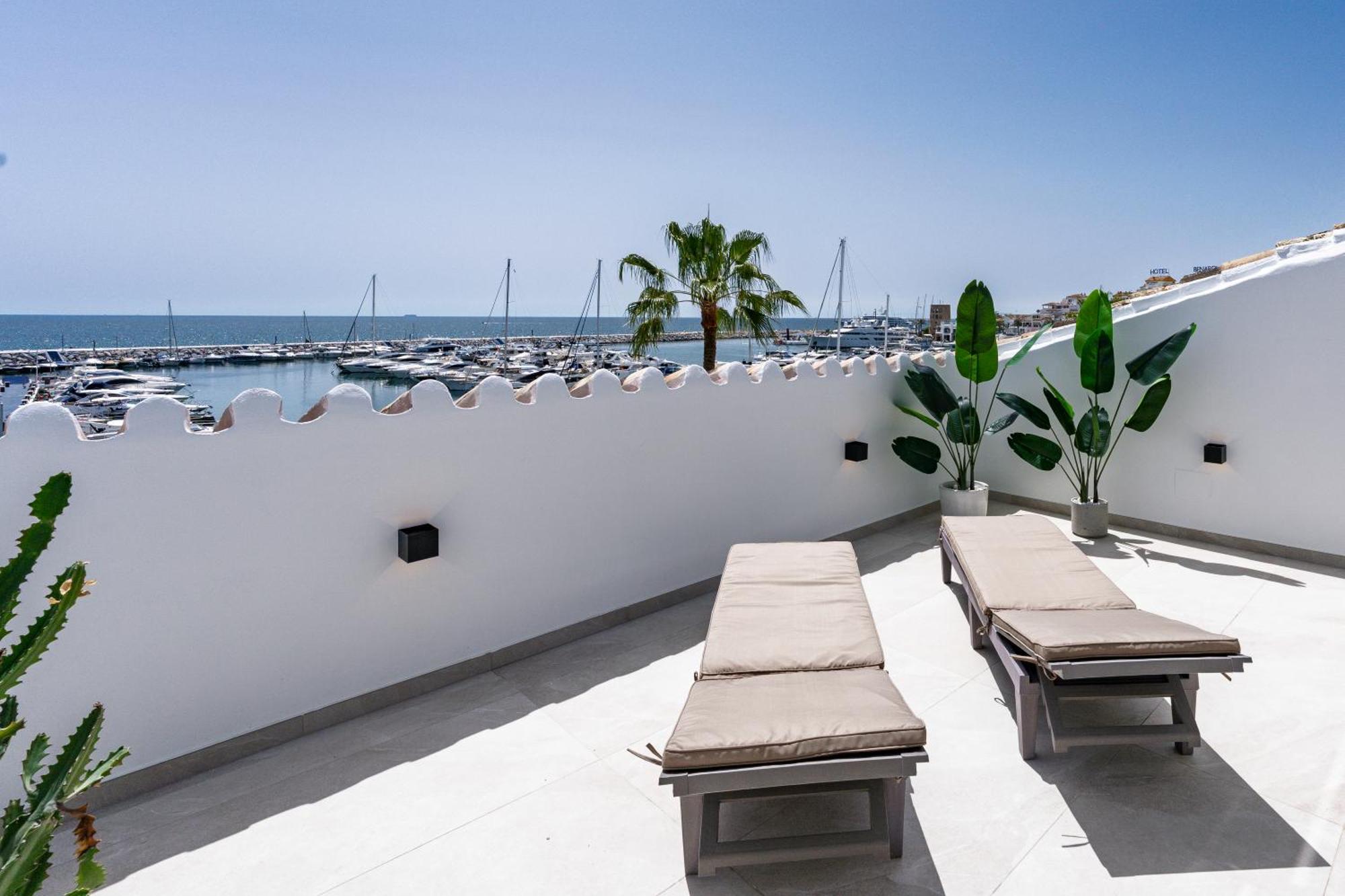 Lejlighed 243-fully Renovated-puerto Banus Front Line Penthouse Marbella