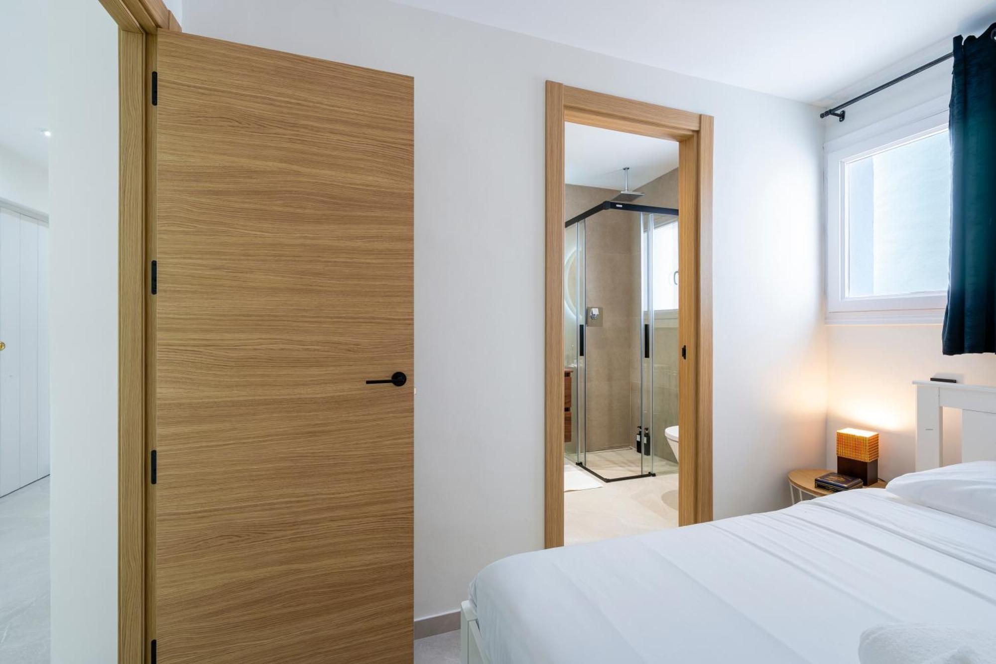 Lejlighed 243-fully Renovated-puerto Banus Front Line Penthouse *